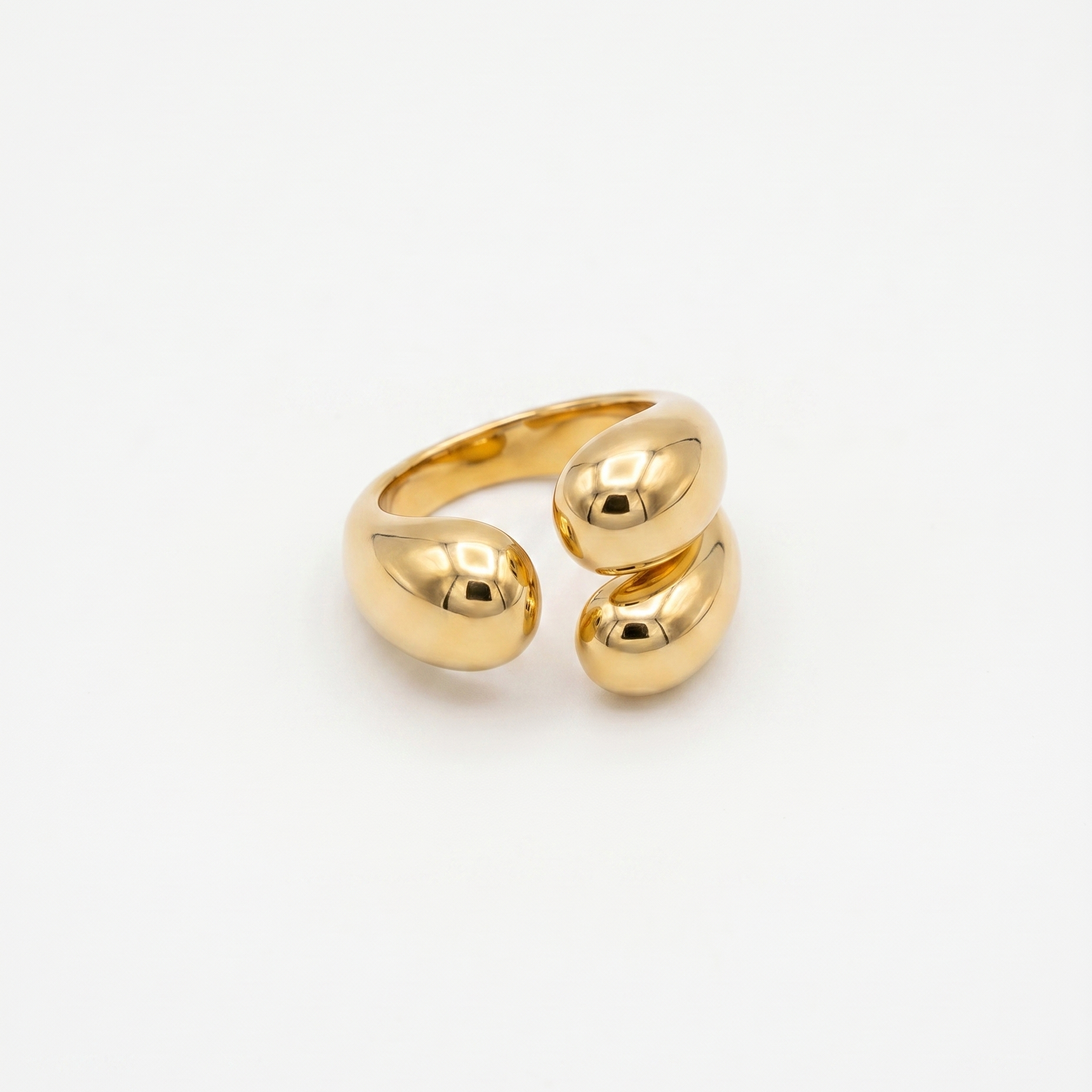 Nova Embrace Ring