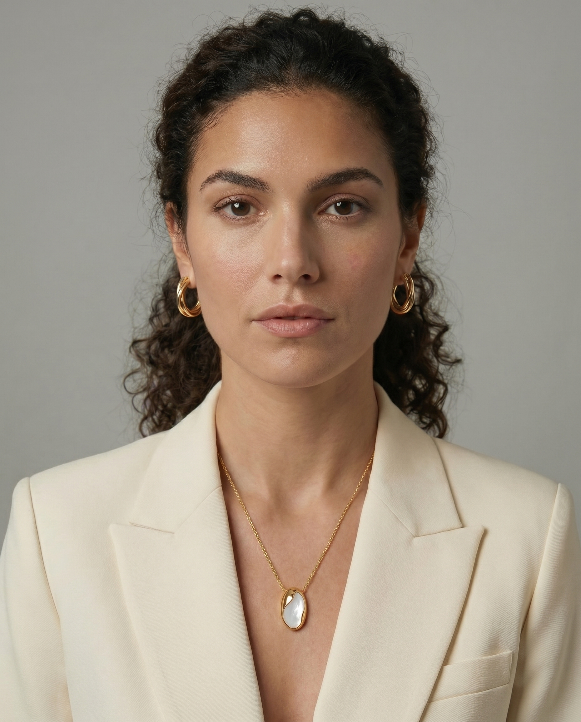 Lunaire Wave Pearl Pendant